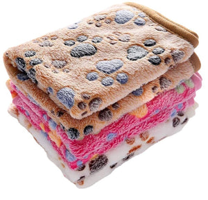 Ajexen Soft Coral Fleece Pet Blanket for Dogs & Cats – Cozy Paw Print Throw for Beds, Crates & Travel