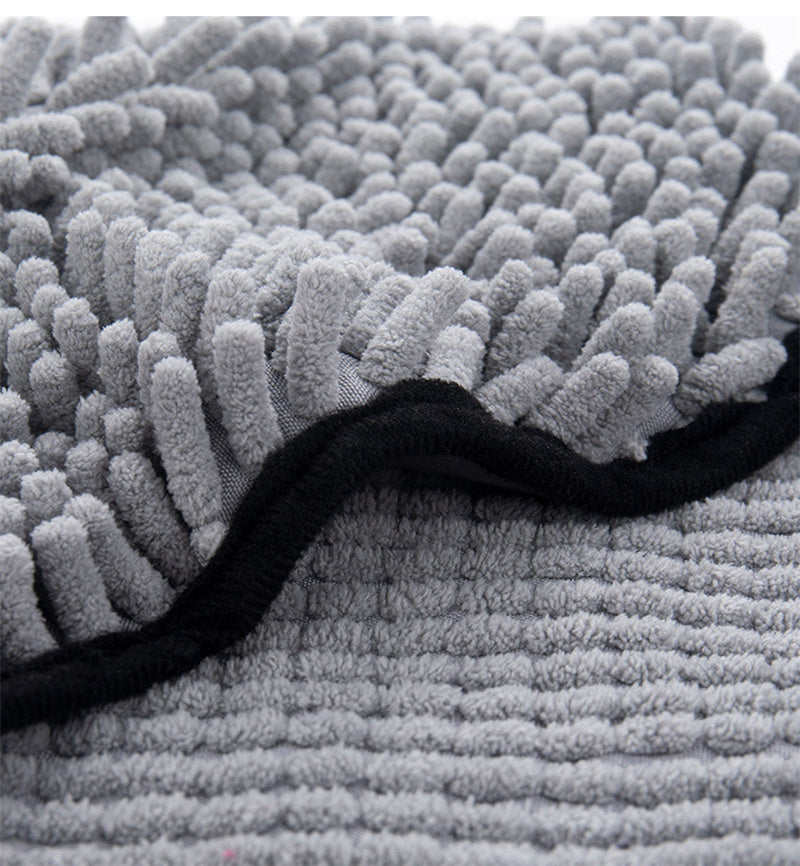 Ajexen Super Absorbent Dog & Cat Bathrobe Towel – Quick-Drying Microfiber Pet Towel with Double Pockets, Durable & Breathable